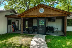311 Casas Del Sur St, Granbury, TX 76049 - Photo 16