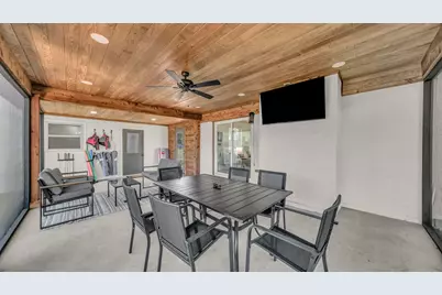 311 Casas Del Sur Street, Granbury, TX 76049 - Photo 2