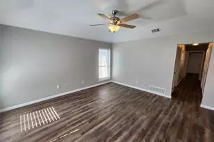 350 Spring Branch Ln, Kennedale, TX 76060 - Photo 4
