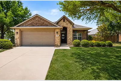 200 Jacinth Lane, Granbury, TX 76049 - Photo 1