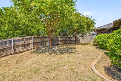 200 Jacinth Lane, Granbury, TX 76049 - Photo 28