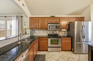 200 Jacinth Ln, Granbury, TX 76049 - Photo 4