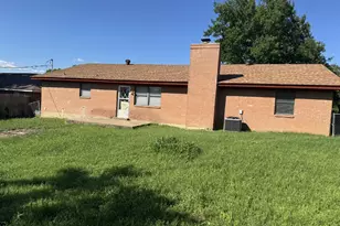 208 Prairie Wind Blvd, Stephenville, TX 76401 - Photo 16