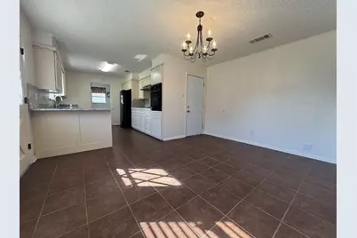 208 Prairie Wind Boulevard, Stephenville, TX 76401 - Photo 4