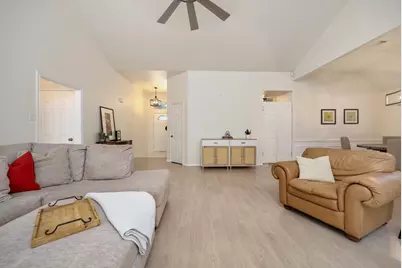 2214 New Mill Lane, Arlington, TX 76012 - Photo 12
