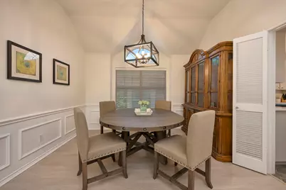 2214 New Mill Lane, Arlington, TX 76012 - Photo 16