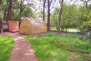 1815 Greenwood Dr, Denton, TX 76209 - Photo 4