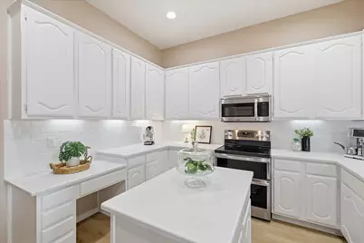 4004 Marigold Drive, Haltom City, TX 76137 - Photo 12
