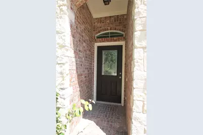 2209 Lanshire Drive, McKinney, TX 75072 - Photo 2