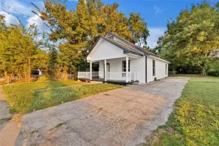 323 W Cherry St, Sherman, TX 75090 - Photo 2