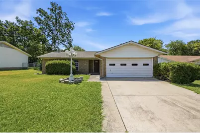 302 Iowa Street, Sherman, TX 75090 - Photo 1