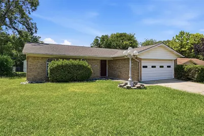 302 Iowa Street, Sherman, TX 75090 - Photo 2