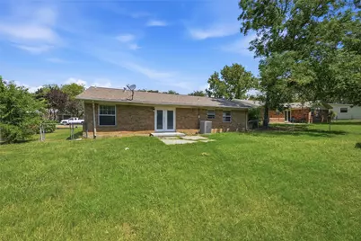 302 Iowa Street, Sherman, TX 75090 - Photo 20