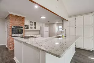 5817 Trail Lake Dr, Fort Worth, TX 76133 - Photo 16