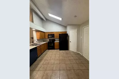 1120 Highpoint Road, Bedford, TX 76022 - Photo 10
