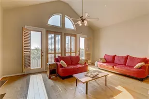 8728 Iron Horse Dr, Irving, TX 75063 - Photo 10