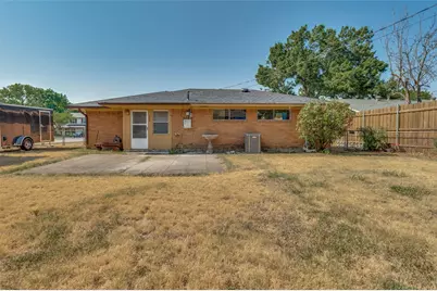 303 Merribrook Trail, Duncanville, TX 75116 - Photo 22