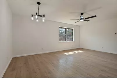 303 Merribrook Trail, Duncanville, TX 75116 - Photo 4