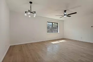 303 Merribrook Trail, Duncanville, TX 75116 - Photo 4