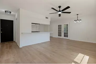 303 Merribrook Trail, Duncanville, TX 75116 - Photo 4