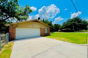 114 Harred St, Sulphur Springs, TX 75482 - Photo 14