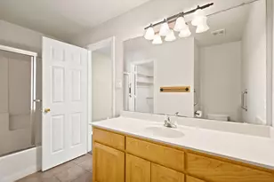 613 N Ave D, Springtown, TX 76082 - Photo 26