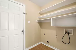 613 N Ave D, Springtown, TX 76082 - Photo 34