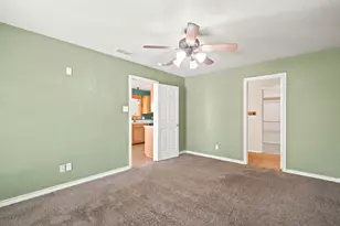 613 N Ave D, Springtown, TX 76082 - Photo 22