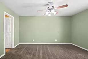 613 N Ave D, Springtown, TX 76082 - Photo 20