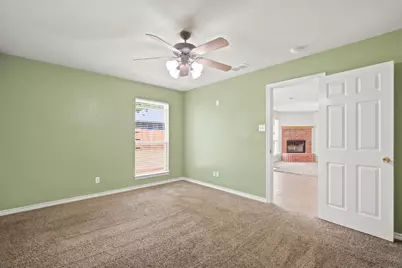 613 N Avenue D, Springtown, TX 76082 - Photo 24