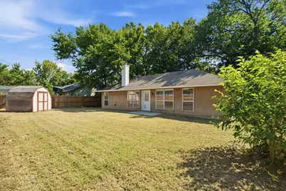 613 N Avenue D, Springtown, TX 76082 - Photo 36