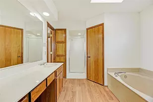 810 Castleview Dr, Arlington, TX 76001 - Photo 20