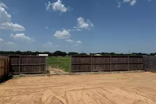 808 N Fork Ranch Rd, Waco, TX 76705 - Photo 12