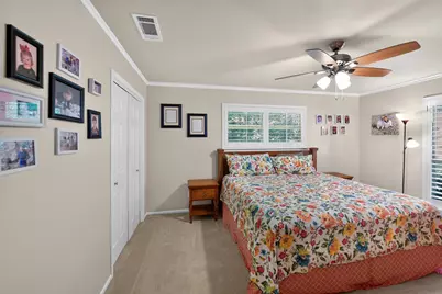 623 S Harbor Court, Granbury, TX 76048 - Photo 20