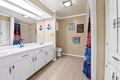 623 S Harbor Court, Granbury, TX 76048 - Photo 20