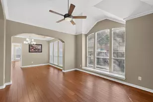 713 Mockingbird Ct, Crowley, TX 76036 - Photo 6