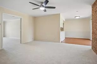 902 N Lindale Ln, Richardson, TX 75080 - Photo 8