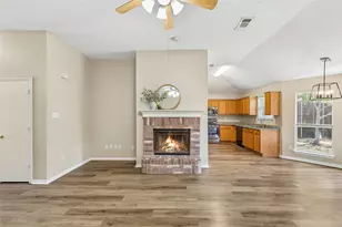 2012 Lake Pointe Dr, Little Elm, TX 75068 - Photo 4