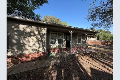 979 W Pecan Street, Stephenville, TX 76401 - Photo 4