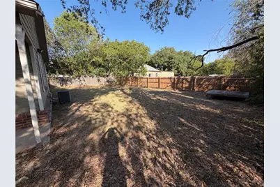 979 W Pecan Street, Stephenville, TX 76401 - Photo 30