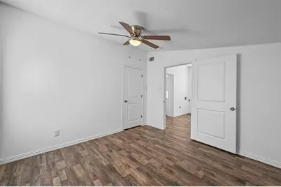 708 W Day Street, Denison, TX 75020 - Photo 14