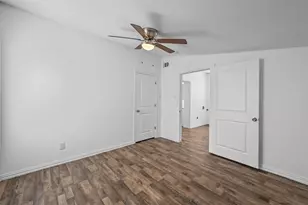 708 W Day St, Denison, TX 75020 - Photo 14