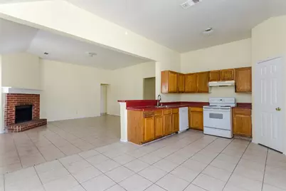1015 Balkan Drive, Lancaster, TX 75134 - Photo 10