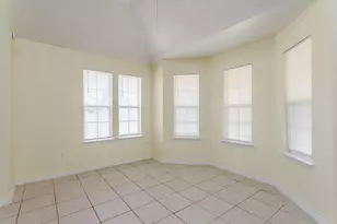 1015 Balkan Dr, Lancaster, TX 75134 - Photo 8