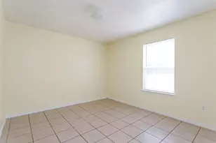 1015 Balkan Dr, Lancaster, TX 75134 - Photo 18