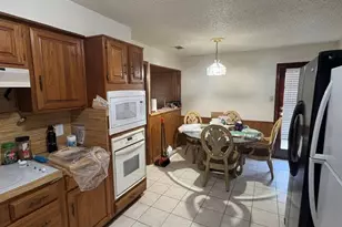 1611 Steenson Dr, Carrollton, TX 75007 - Photo 6