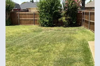 1611 Steenson Drive, Carrollton, TX 75007 - Photo 18