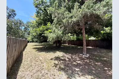 105 W Damon Street, Terrell, TX 75160 - Photo 6