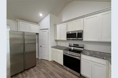 105 W Damon Street, Terrell, TX 75160 - Photo 12