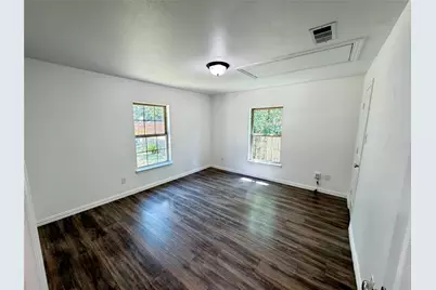 105 W Damon Street, Terrell, TX 75160 - Photo 12